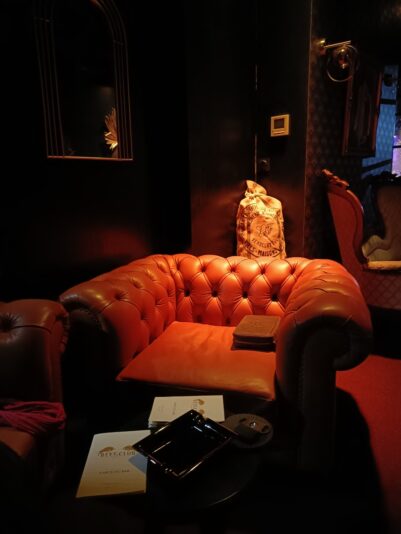 ce0c932b-ed11-4b5b-84a9-ef2e7d1c696f