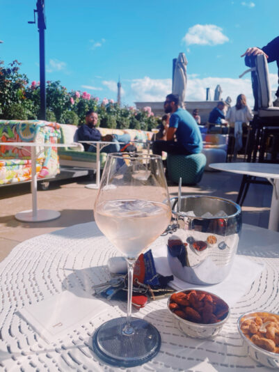 B25596BF-CCF1-4DCB-BC10-EFEB6292B3BE