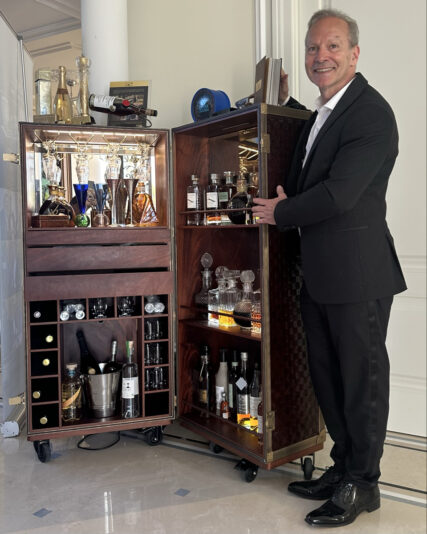 75D99C75-9735-4E01-9A56-7D8ADE436920