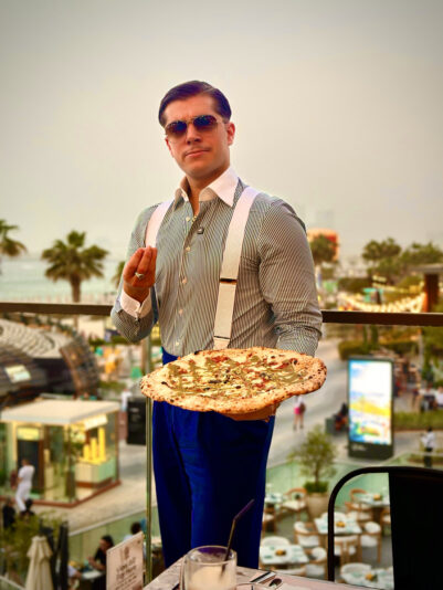 B9405A39-310B-4779-99B2-5224410CFE23